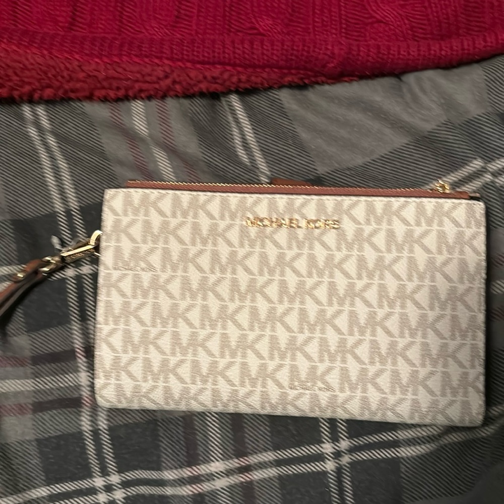 Michael Kors Jetset Wallet/Wristlet